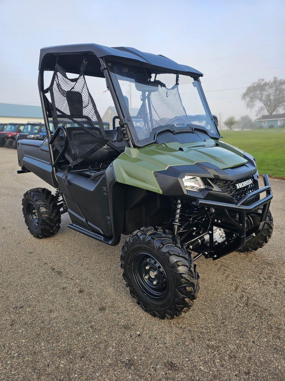 2021 Honda Pioneer 700 — photo 1 of 4