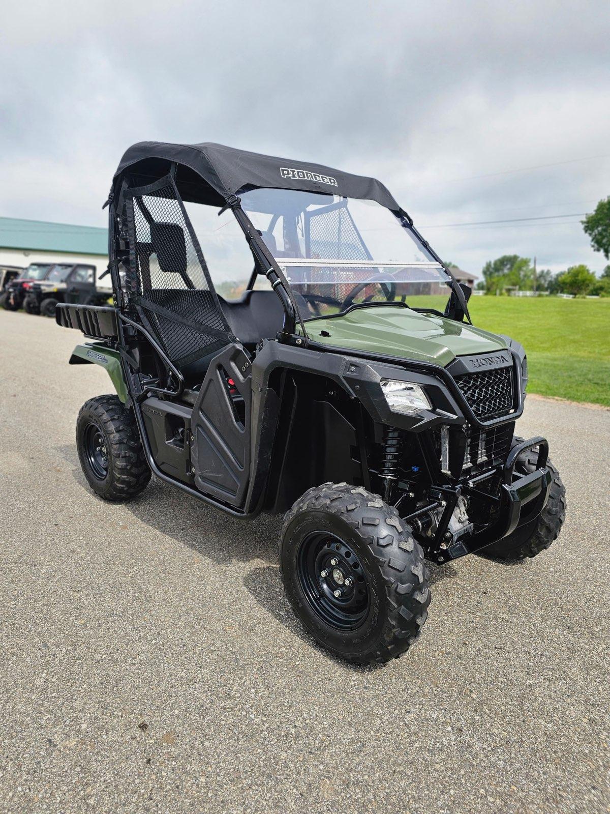 2015 Honda Pioneer 500 — photo 1 of 1